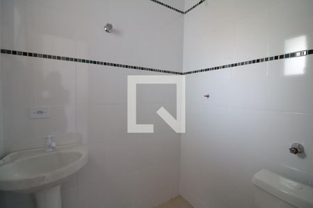 Banheiro Social de apartamento para alugar com 1 quarto, 33m² em Penha de França, São Paulo