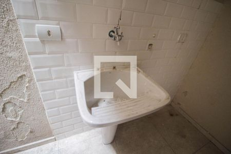 Casa de condomínio para alugar com 55m², 2 quartos e sem vagaÁrea de Serviço