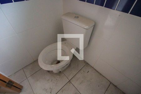 Casa de condomínio para alugar com 55m², 2 quartos e sem vagaBanheiro da Suíte