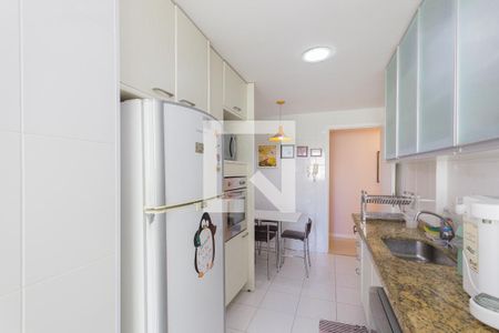 Apartamento à venda com 120m², 4 quartos e 2 vagasCozinha