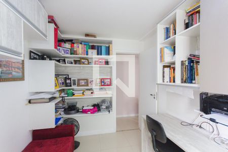 Apartamento à venda com 120m², 4 quartos e 2 vagasQuarto 2