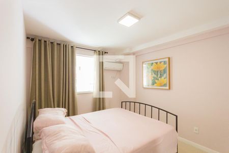 Apartamento à venda com 120m², 4 quartos e 2 vagasSuíte 1