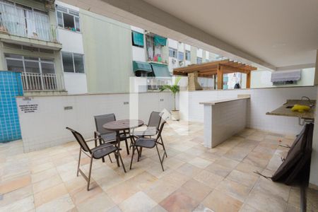 Apartamento à venda com 120m², 4 quartos e 2 vagasPiscina