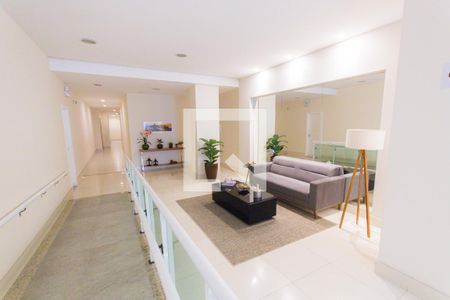 Apartamento à venda com 120m², 4 quartos e 2 vagasHall