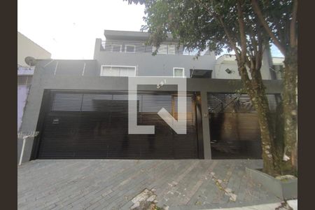 Casa para alugar com 300m², 4 quartos e 2 vagas Casa para alugar com 300m², 4 quartos e 2 vagasFachada