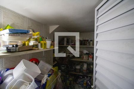 Casa à venda com 570m², 6 quartos e 6 vagasDespensa