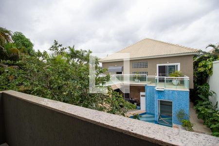 Casa à venda com 570m², 6 quartos e 6 vagasVista da Varanda da Suíte 2
