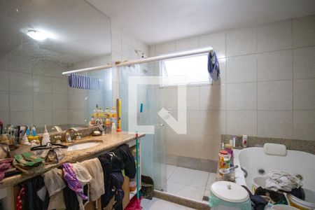 Casa à venda com 570m², 6 quartos e 6 vagasBanheiro da Suíte 3