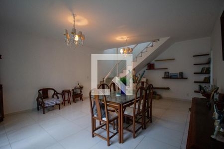 Sala de casa à venda com 6 quartos, 570m² em Recreio dos Bandeirantes, Rio de Janeiro