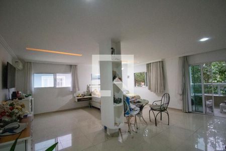 Casa à venda com 570m², 6 quartos e 6 vagasSuíte 1 da Casa 2