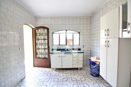 Casa à venda com 198m², 4 quartos e 1 vagaCozinha Edicula