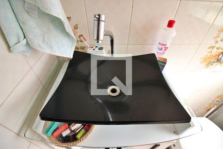 Casa à venda com 198m², 4 quartos e 1 vagaBanheiro Social