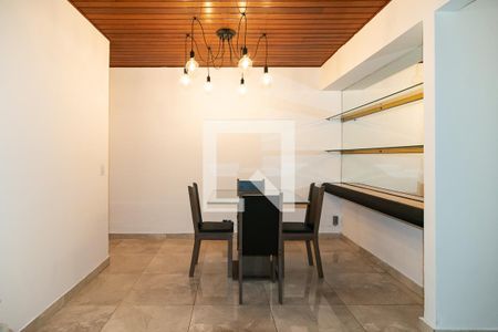 Apartamento à venda com 96m², 2 quartos e 1 vagaSala