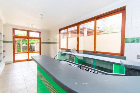 Casa à venda com 200m², 4 quartos e 2 vagas Casa à venda com 200m², 4 quartos e 2 vagasCozinha