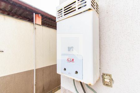 Casa à venda com 200m², 4 quartos e 2 vagas Casa à venda com 200m², 4 quartos e 2 vagasQuintal