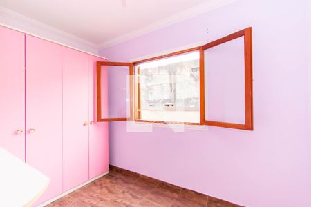 Casa à venda com 200m², 4 quartos e 2 vagas Casa à venda com 200m², 4 quartos e 2 vagasQuarto 3