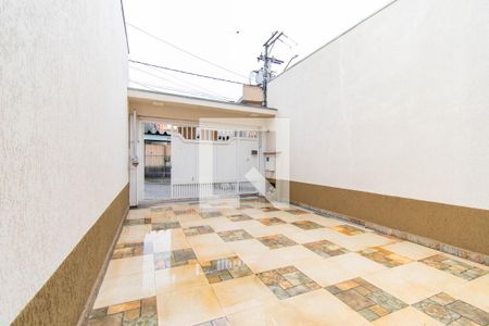 Casa à venda com 200m², 4 quartos e 2 vagas Casa à venda com 200m², 4 quartos e 2 vagasGaragem