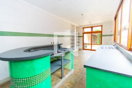 Casa à venda com 200m², 4 quartos e 2 vagas Casa à venda com 200m², 4 quartos e 2 vagasCozinha