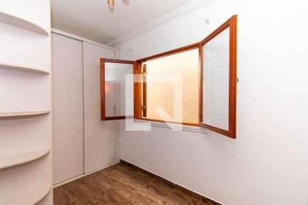 Casa à venda com 200m², 4 quartos e 2 vagas Casa à venda com 200m², 4 quartos e 2 vagasQuarto 1