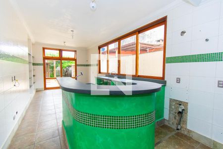 Casa à venda com 200m², 4 quartos e 2 vagas Casa à venda com 200m², 4 quartos e 2 vagasCozinha