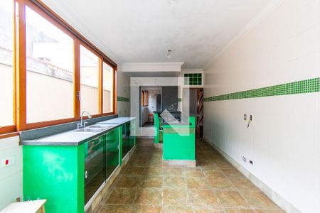 Casa à venda com 200m², 4 quartos e 2 vagas Casa à venda com 200m², 4 quartos e 2 vagasCozinha