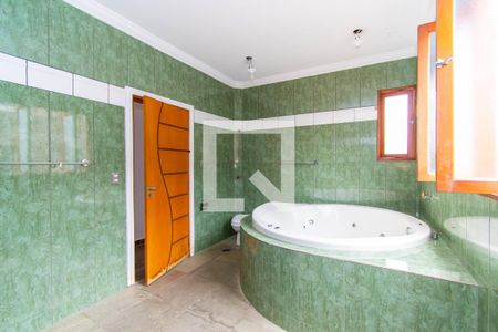 Casa à venda com 200m², 4 quartos e 2 vagas Casa à venda com 200m², 4 quartos e 2 vagasBanheiro da Suíte