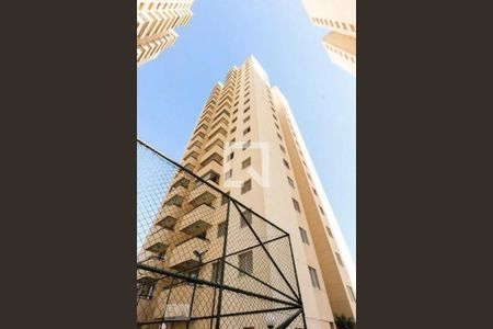 Apartamento para alugar com 61m², 3 quartos e 1 vagaFachada