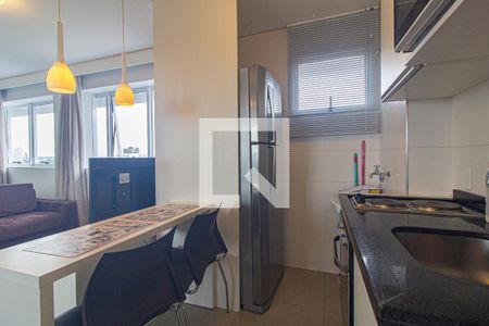Cozinha de kitnet/studio para alugar com 1 quarto, 29m² em Campina do Siqueira, Curitiba