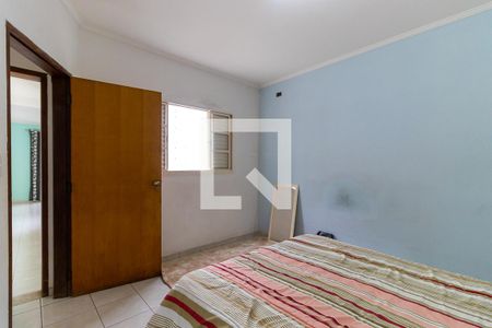 Casa à venda com 220m², 4 quartos e 5 vagasQuarto da suíte 2