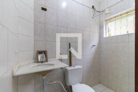 Casa à venda com 220m², 4 quartos e 5 vagasBanheiro da suíte 3