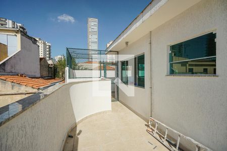 Casa à venda com 307m², 6 quartos e 3 vagas Casa à venda com 307m², 6 quartos e 3 vagasQuintal