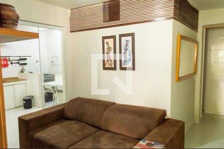 Sala de casa para alugar com 2 quartos, 140m² em Barra da Tijuca, Rio de Janeiro