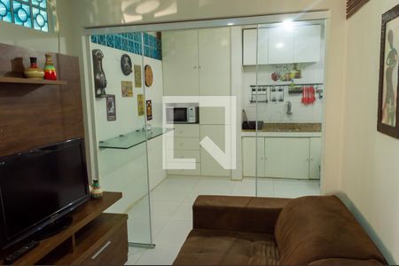 Sala de casa para alugar com 2 quartos, 140m² em Barra da Tijuca, Rio de Janeiro