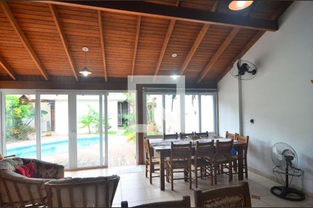 Casa à venda com 240m², 5 quartos e 3 vagasEspaço gourmet