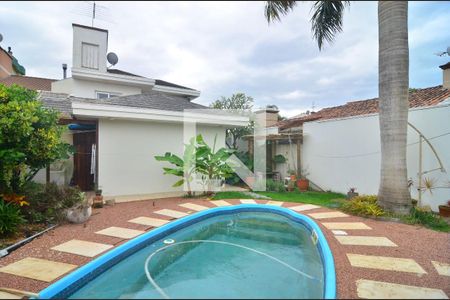 Casa à venda com 240m², 5 quartos e 3 vagasPátio