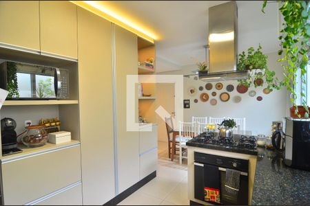 Casa à venda com 240m², 5 quartos e 3 vagasCozinha