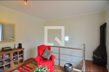 Casa à venda com 240m², 5 quartos e 3 vagasEscritório