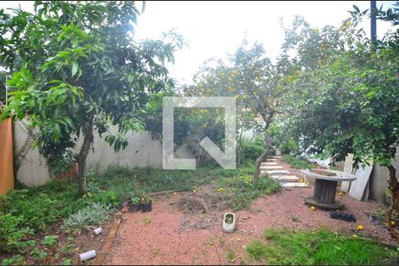 Casa à venda com 240m², 5 quartos e 3 vagasPátio