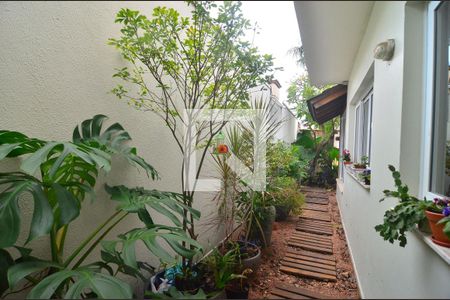 Casa à venda com 240m², 5 quartos e 3 vagasPátio