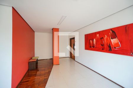 Apartamento à venda com 200m², 3 quartos e 2 vagas Apartamento à venda com 200m², 3 quartos e 2 vagasHall social