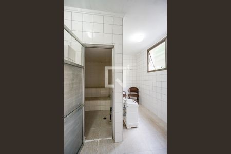 Apartamento à venda com 200m², 3 quartos e 2 vagas Apartamento à venda com 200m², 3 quartos e 2 vagasSauna