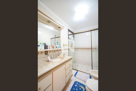 Apartamento à venda com 200m², 3 quartos e 2 vagas Apartamento à venda com 200m², 3 quartos e 2 vagasBanheiro social