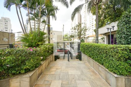 Apartamento à venda com 200m², 3 quartos e 2 vagas Apartamento à venda com 200m², 3 quartos e 2 vagasEntrada