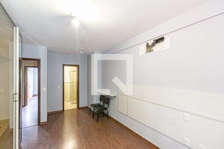 Casa para alugar com 233m², 4 quartos e 4 vagas Casa para alugar com 233m², 4 quartos e 4 vagasQuarto 4