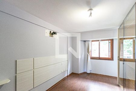 Casa para alugar com 233m², 4 quartos e 4 vagas Casa para alugar com 233m², 4 quartos e 4 vagasQuarto 4