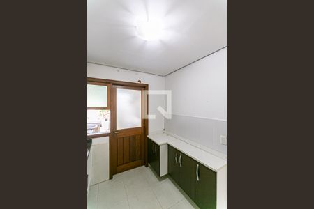 Casa para alugar com 233m², 4 quartos e 4 vagas Casa para alugar com 233m², 4 quartos e 4 vagasCozinha