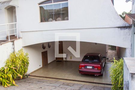Casa à venda com 420m², 6 quartos e 1 vagaGaragem