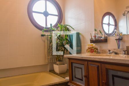 Casa à venda com 420m², 6 quartos e 1 vagaBanheiro da Suíte 1