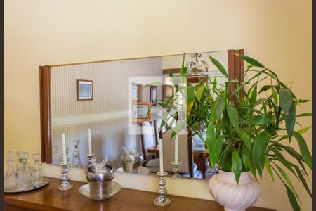 Casa à venda com 420m², 6 quartos e 1 vagaDetalhe Sala