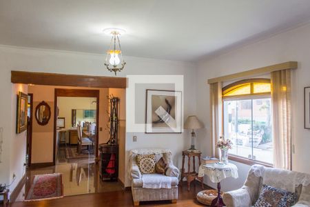 Casa à venda com 420m², 6 quartos e 1 vagaSala de Estar